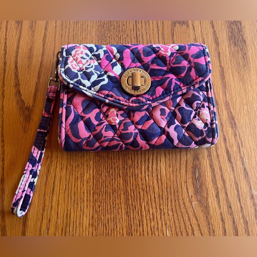 Vera Bradley Katalina Pink Wristlet Clutch Wallet Turn Lock